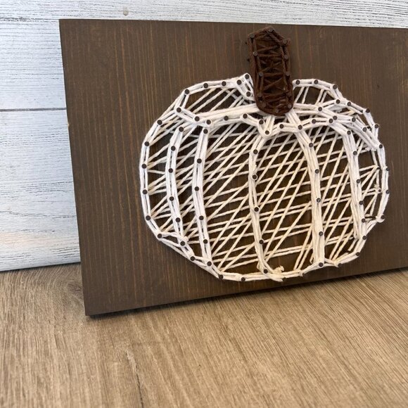 Pumpkin String Art w/ Nails on Wood Plaque Fall Autumn Primitive Folk Art Decor - Picture 9 of 10